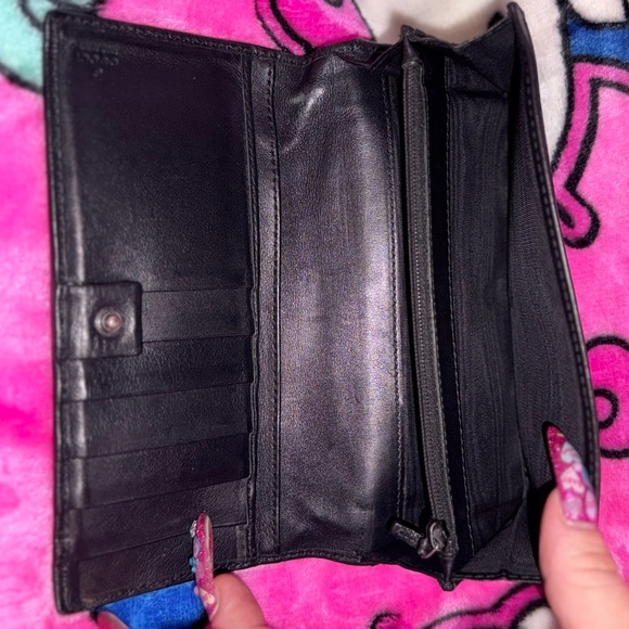 Gucci Black Embossed GG Leather Continental Wallet with Metal Logo Plaque - Picture 3 of 15